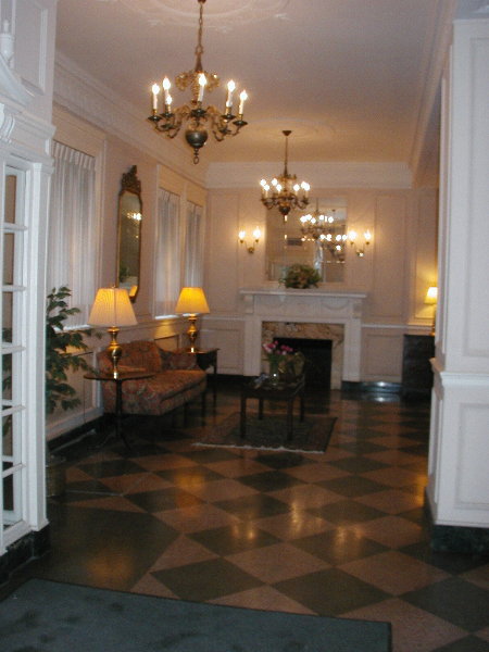 Skinker Lobby